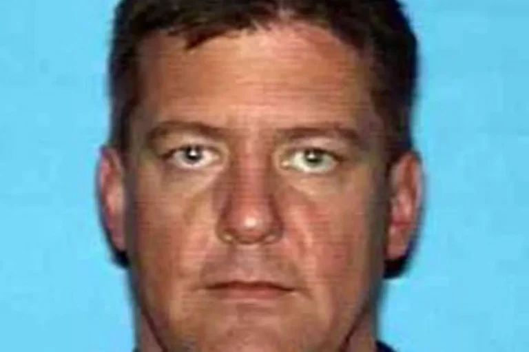 Christmas Massacre: Man In Santa Costume Opens Fire, Killing 9 In California